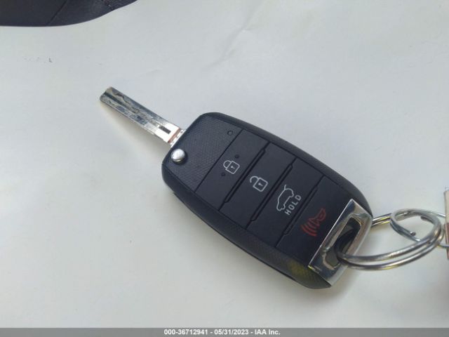 KNDJP3A58E7711312 KIA SOUL +