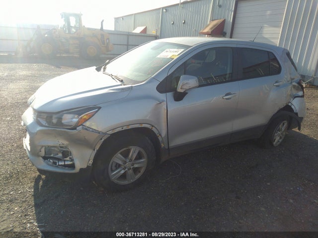 Chevrolet TRAX LS 2022 KL7CJNSM7NB516257 Image 2