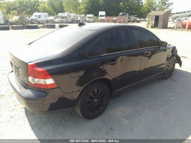 2005 VOLVO S40 VIN: YV1MS382152086623