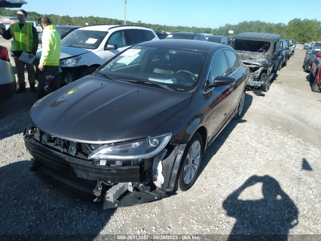Chrysler 200 C 2015 1C3CCCCBXFN549367 Image 2
