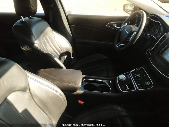 Chrysler 200 C 2015 1C3CCCCBXFN549367 Image 5