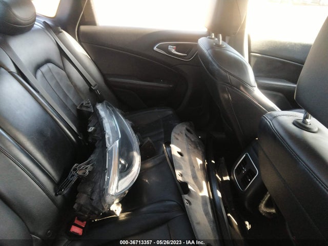 Chrysler 200 C 2015 1C3CCCCBXFN549367 Image 8