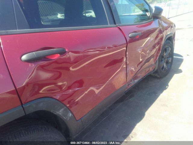 1C4PJMAB6HW551142 Jeep Cherokee Sport