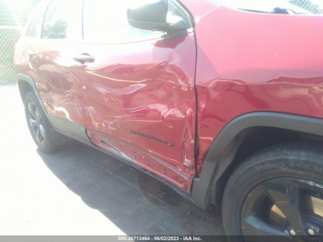 1C4PJMAB6HW551142 Jeep Cherokee Sport