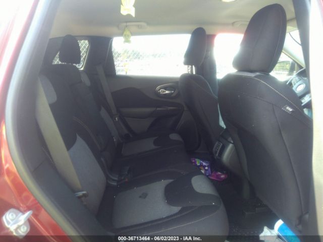 1C4PJMAB6HW551142 Jeep Cherokee Sport