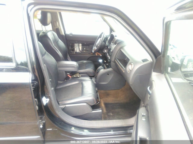 1C4NJPBB4GD702691 Jeep Patriot 75th Anniversary