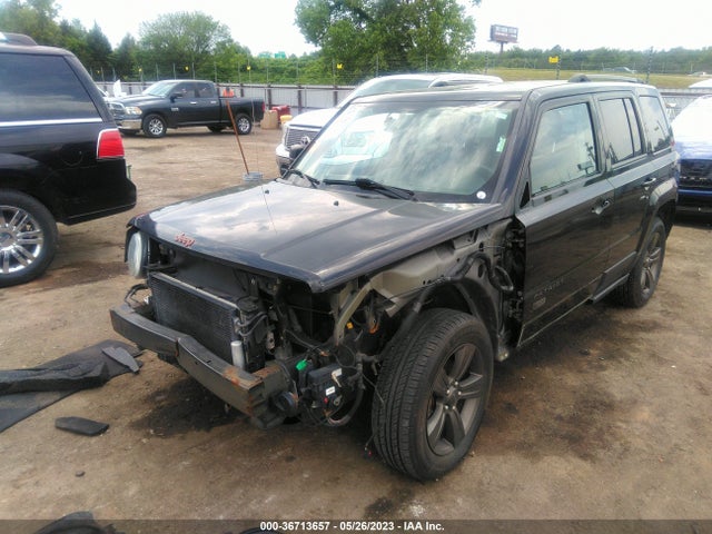 1C4NJPBB4GD702691 Jeep Patriot 75th Anniversary