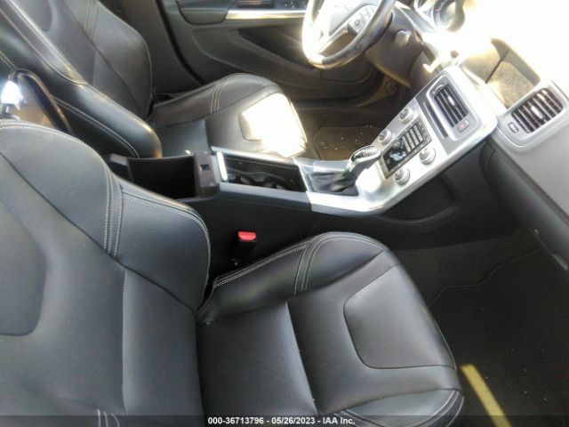 YV140MTLXH2420163 Volvo S60 Dynamic
