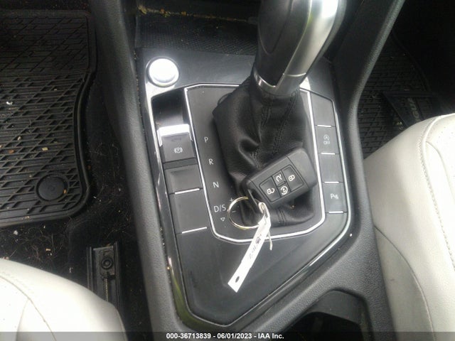 3VV3B7AX1JM163221 Volkswagen Tiguan Sel/se