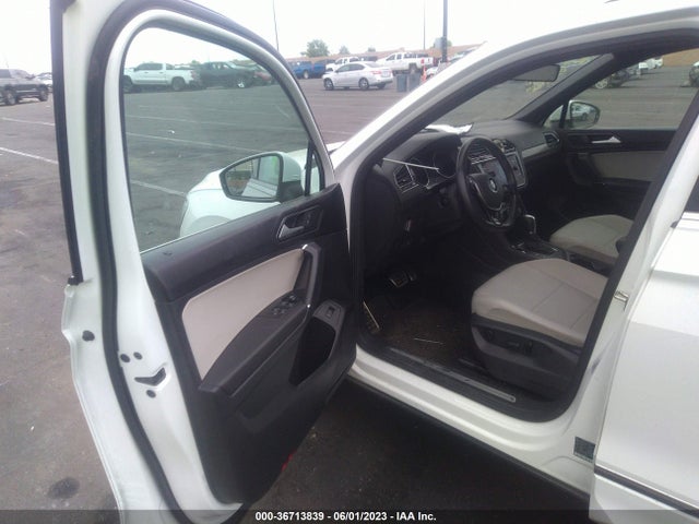 3VV3B7AX1JM163221 Volkswagen Tiguan Sel/se