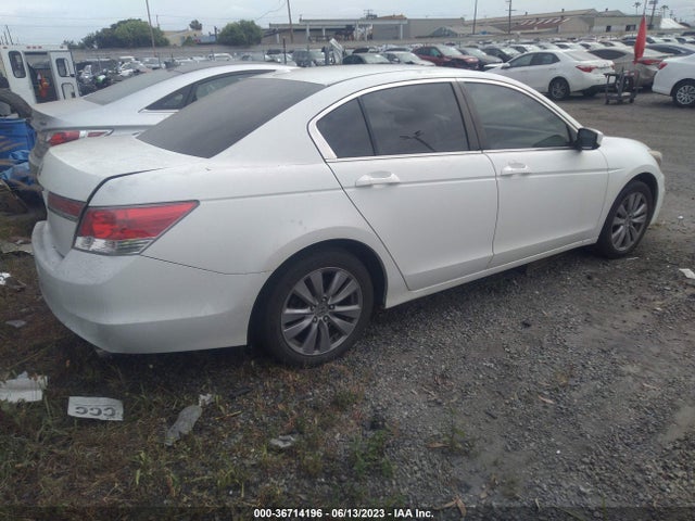 2011 HONDA ACCORD SDN EX-L VIN: 1HGCP2F86BA111149