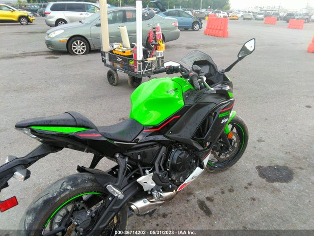 Kawasaki Ex650 M 2022 ML5EXEM1XNDA65260 Image 17