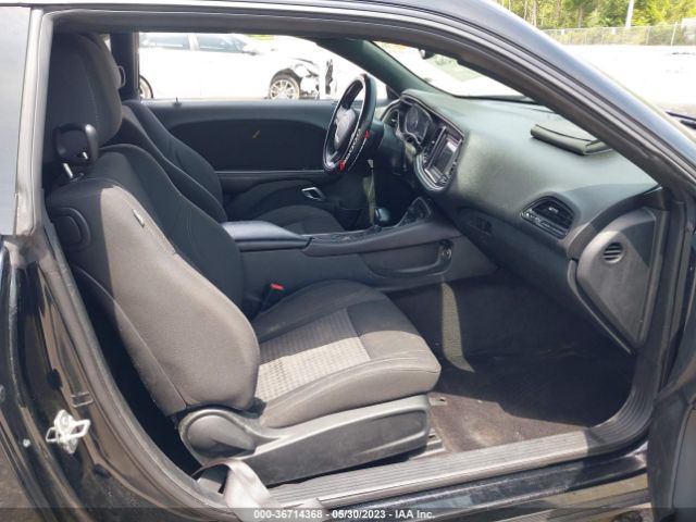 2C3CDZAG3JH302854 Dodge Challenger Sxt