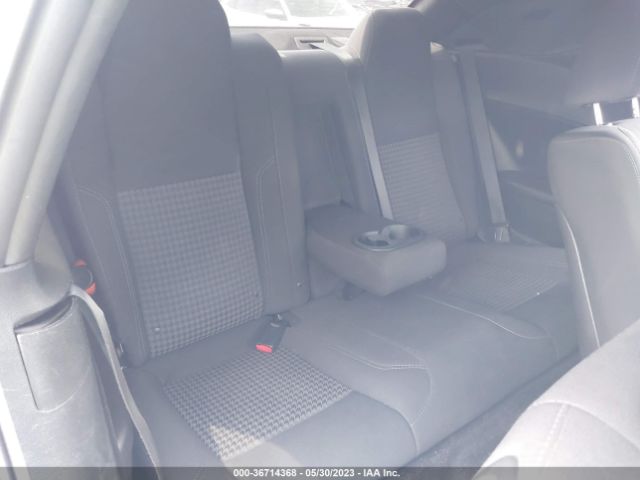 2C3CDZAG3JH302854 Dodge Challenger Sxt