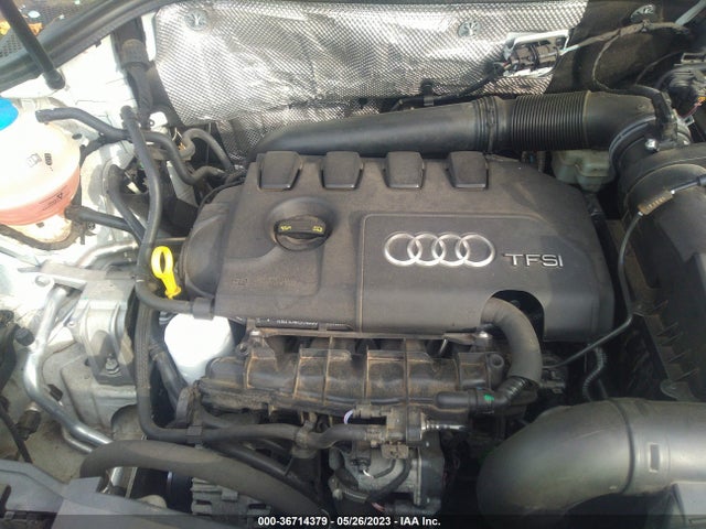 WA1BFCFS1FR001089 Audi Q3 2.0t Premium Plus