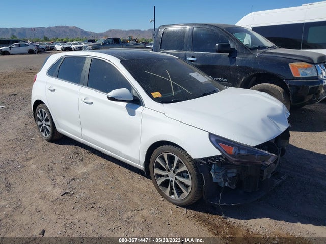 Hyundai ELANTRA GT 2018 KMHH35LE5JU040286 main image