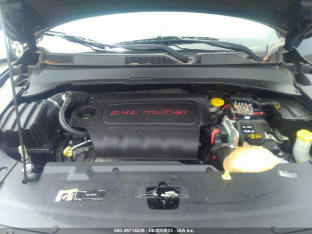 3C4NJDBB7JT440715 Jeep Compass Latitude 4x4