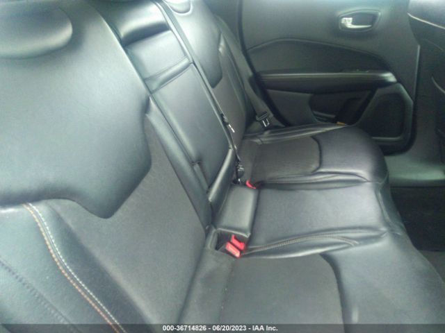 3C4NJDBB7JT440715 Jeep Compass Latitude 4x4