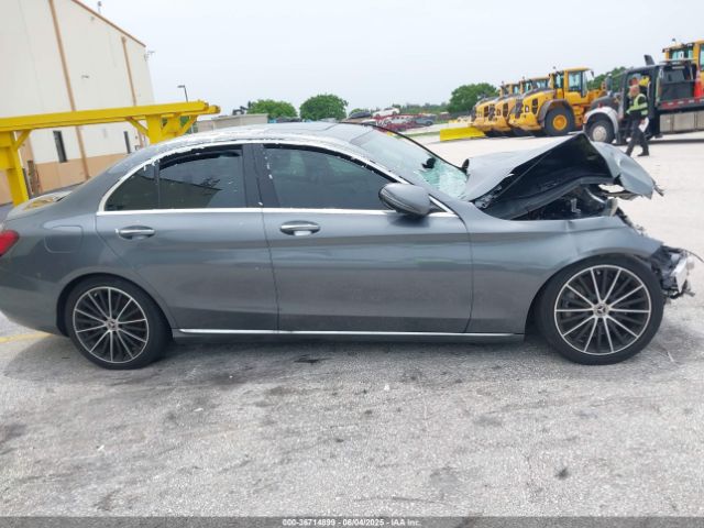 W1KWF8DB6MR650672 Mercedes-Benz C 300