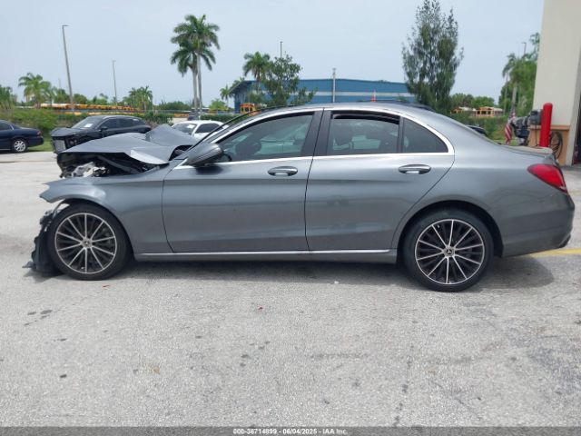 W1KWF8DB6MR650672 Mercedes-Benz C 300