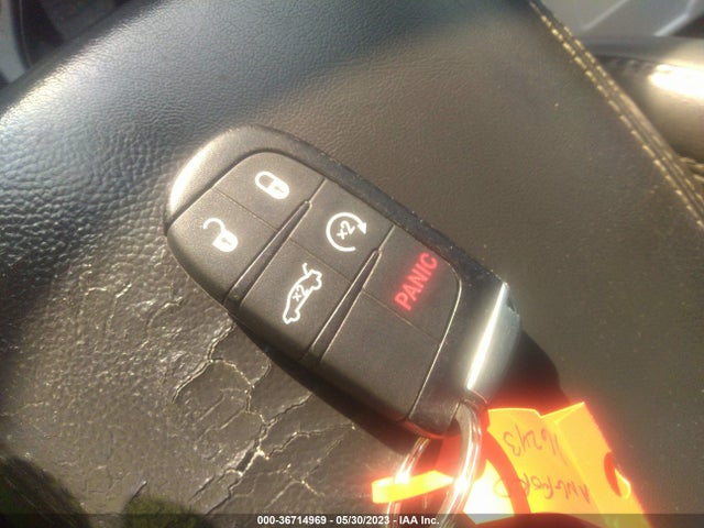 1C3CCCBB6GN111593 Chrysler 200 S
