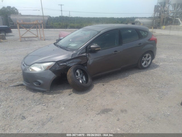 Ford FOCUS SE 2014 1FADP3K21EL436042 Image 2