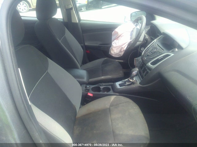 Ford FOCUS SE 2014 1FADP3K21EL436042 Image 6