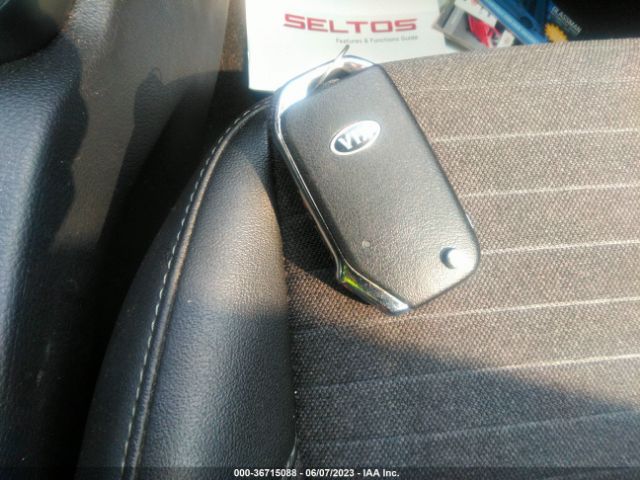 KNDEU2AA6M7115342 KIA SELTOS S
