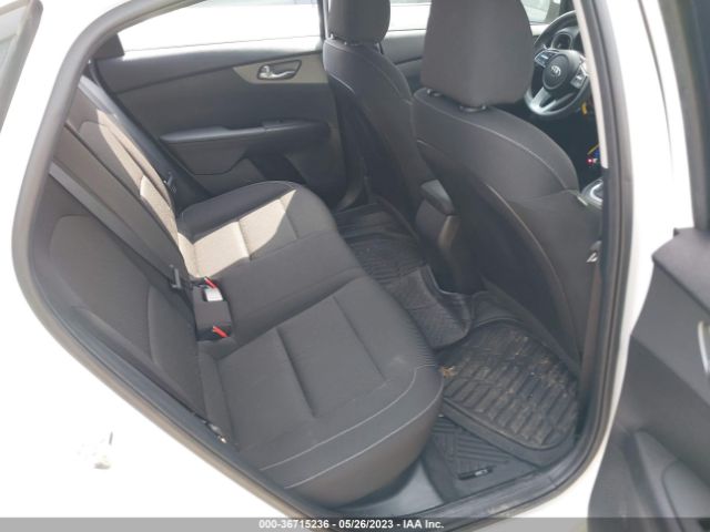 3KPF24AD2ME392019 KIA Forte Lxs