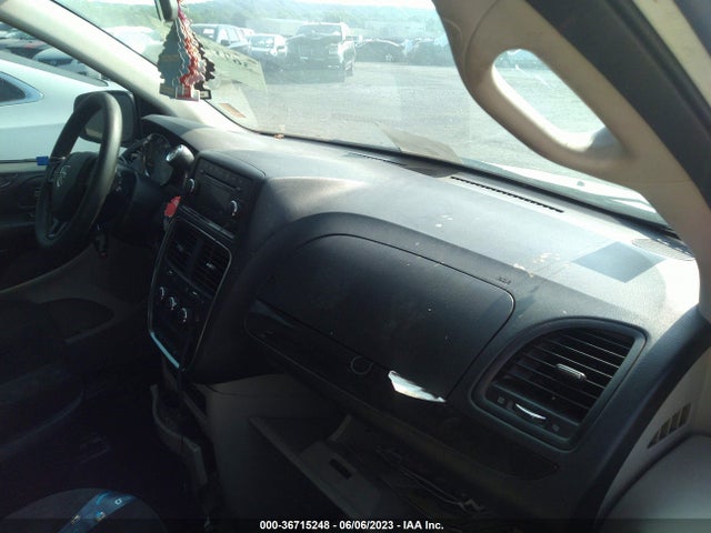 Dodge Grand Caravan American Value Pkg 2015 2C4RDGBG8FR635786 Image 6