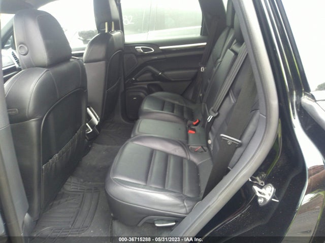 2018 Porsche Cayenne, VIN: WP1AE2A21JLA72356