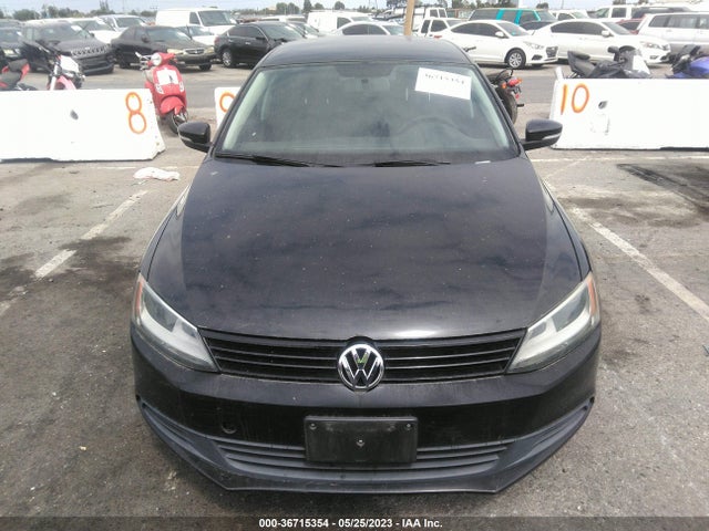 3VWD17AJ4EM220094 Volkswagen Jetta Sedan Se