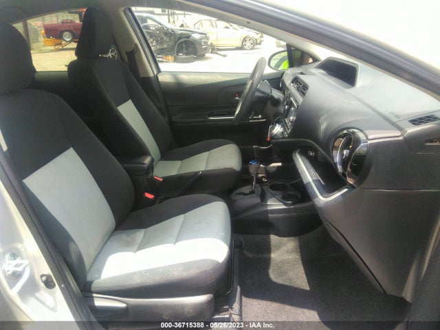 Toyota Prius C One/two/three/four 2015 JTDKDTB35F1576109 Image 6