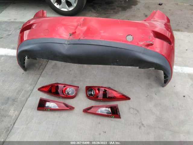 Mazda Mazda3 S Touring 2014 JM1BM1V32E1199690 Image 4
