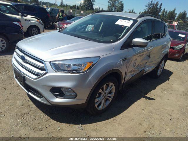 1FMCU9GD0JUA86592 Ford ESCAPE SE