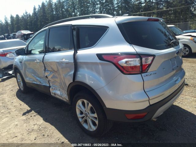 1FMCU9GD0JUA86592 Ford ESCAPE SE