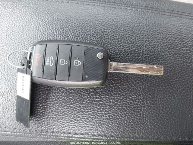 5XXGM4A75EG303786 KIA Optima Lx