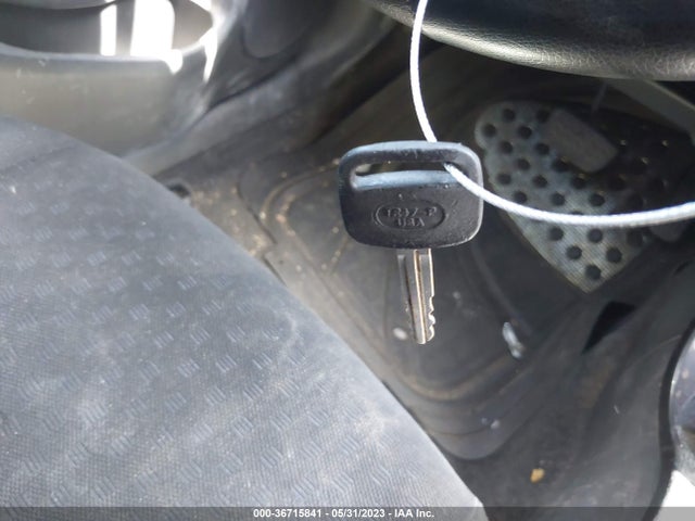 2009 SCION XD VIN: JTKKU10409J044201