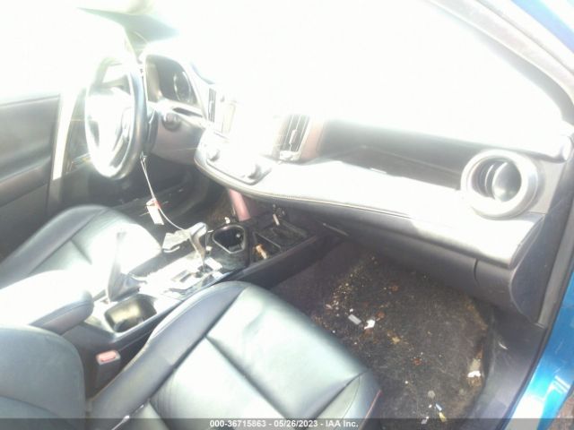 Toyota RAV4 SE 2017 JTMNFREV1HJ122644 Image 7