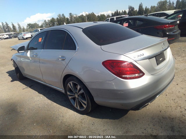 55SWF4JB1GU149964 Mercedes-Benz C-class C 300
