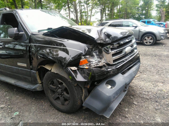 2007 FORD EXPEDITION XLT VIN: 1FMFU16587LA82751
