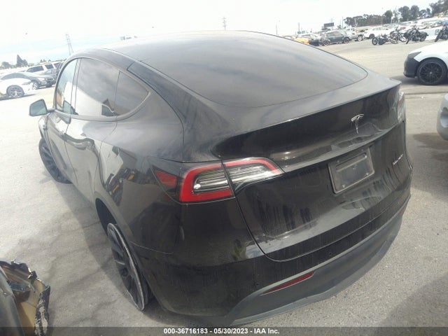 Tesla Model Y Long Range 2022 7SAYGAEE3NF569025 Image 3
