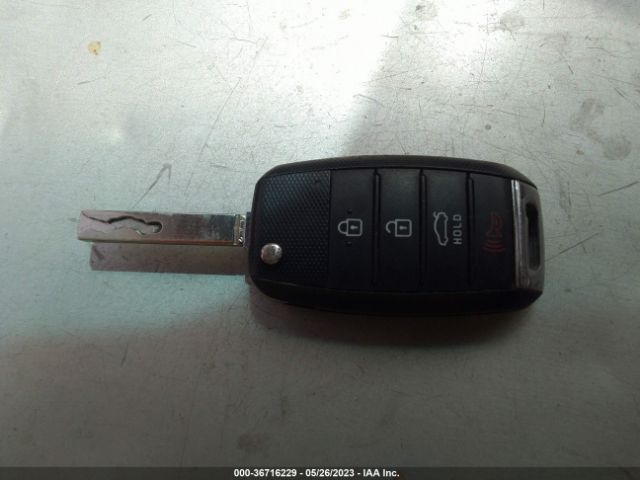 5XXGT4L38LG394711 KIA Optima Lx