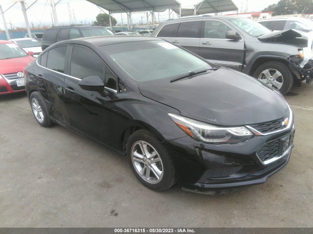 Chevrolet CRUZE LT 2017 1G1BE5SM8H7159271 Image 1