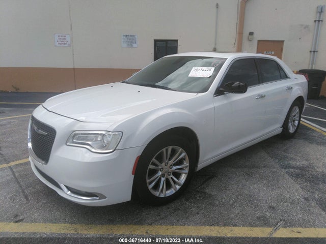 2C3CCAEG3GH128338 Chrysler 300