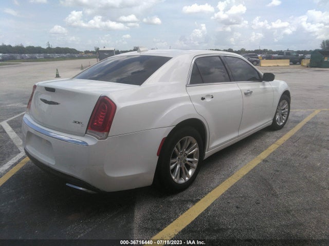 2C3CCAEG3GH128338 Chrysler 300