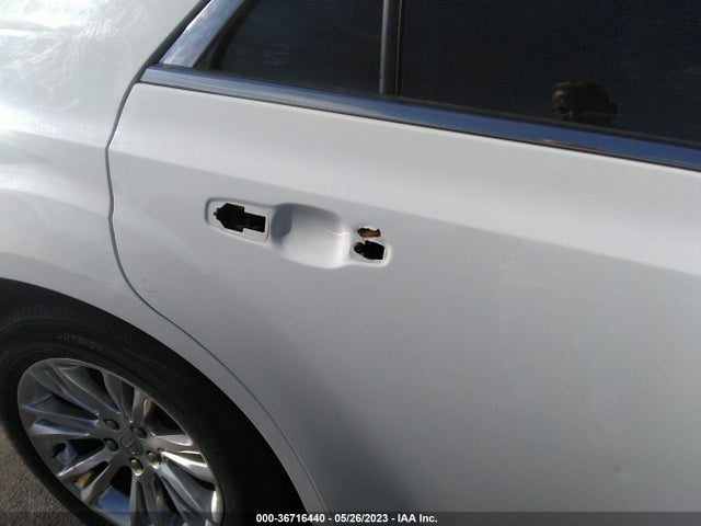 2C3CCAEG3GH128338 Chrysler 300