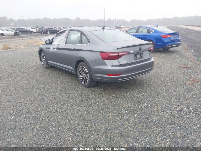 3VWE57BU2MM008438 Volkswagen JETTA SEL