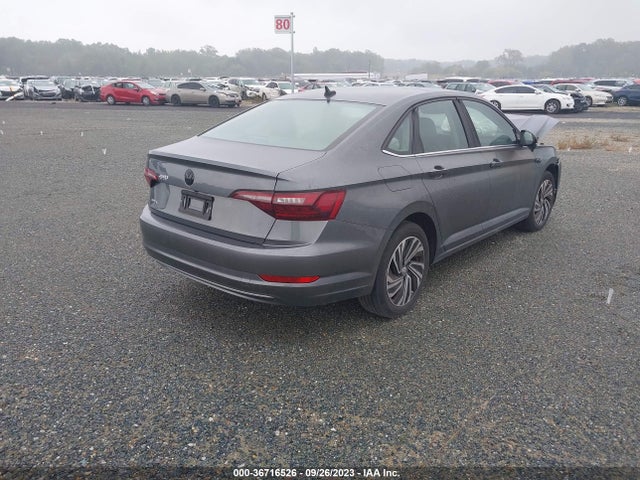 3VWE57BU2MM008438 Volkswagen JETTA SEL