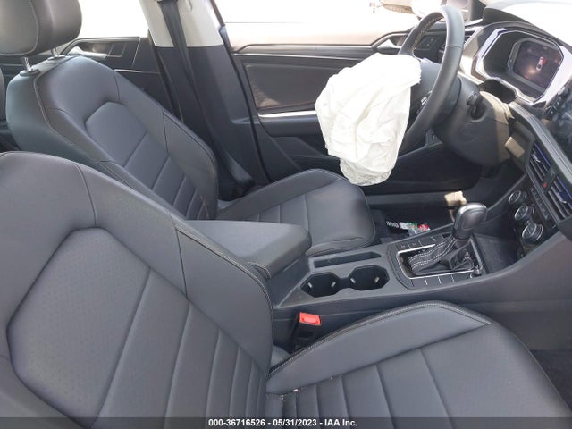 3VWE57BU2MM008438 Volkswagen JETTA SEL